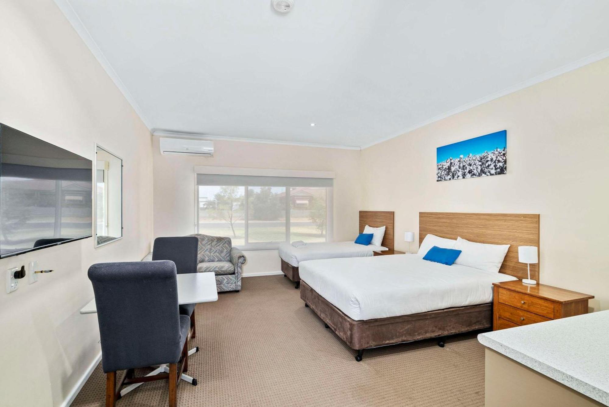 Comfort Inn Bishops Lodge Hay Extérieur photo